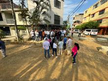 Alegr&iacute;a total! Alcalde Eder les cumpli&oacute; a los vecinos de Santa M&oacute;nica Popular y les entreg&oacute; m&aacute;s de 700 metros lineales de v&iacute;as para estrenar 