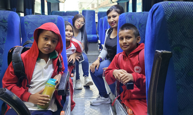 Alcalde Eder lider&oacute; decreto de urgencia para garantizar transporte escolar: m&aacute;s de 20.000 ni&ntilde;os protegidos