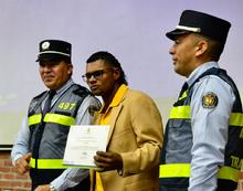 136 j&oacute;venes se graduaron como reguladores de tr&aacute;nsito, otra acci&oacute;n de transformaci&oacute;n social en Cali