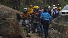 Inician labores del INV&Iacute;AS en derrumbe de la v&iacute;a al mar