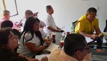 Movilidad realiza mesa t&eacute;cnica con taxistas para combatir el transporte informal