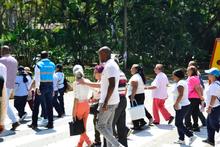 Acci&oacute;n conjunta por el cuidado de la vida de adultos mayores&nbsp;en las v&iacute;as