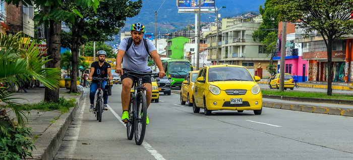 Freno a carros y motos dar&aacute; v&iacute;a libre a un mejor aire en Cali