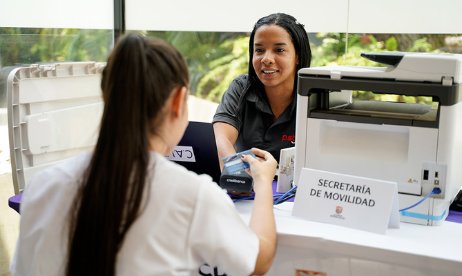 Cali registra una cifra r&eacute;cord en recaudos por comparendos: m&aacute;s de 14  mil millones de pesos en agosto de 2024