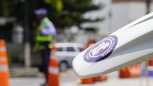 Movilidad confirma que agente de tr&aacute;nsito y moto en pol&eacute;mica imagen de redes sociales, est&aacute;n adscritos al organismo: la investigaci&oacute;n sigue en curso