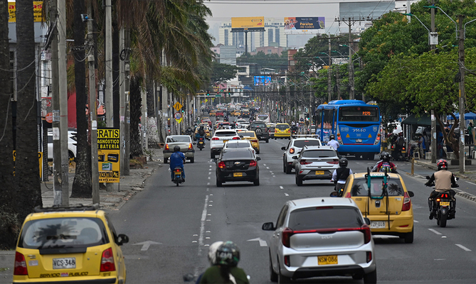 Secretar&iacute;a de Movilidad avanza en la implementaci&oacute;n del &lsquo;Plan Luz Verde&rsquo;: la red semaf&oacute;rica est&aacute; funcionando en un 98%
