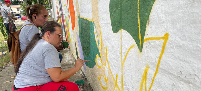 Con un mural, la comunidad del barrio La Independencia rinde homenaje a la naturaleza