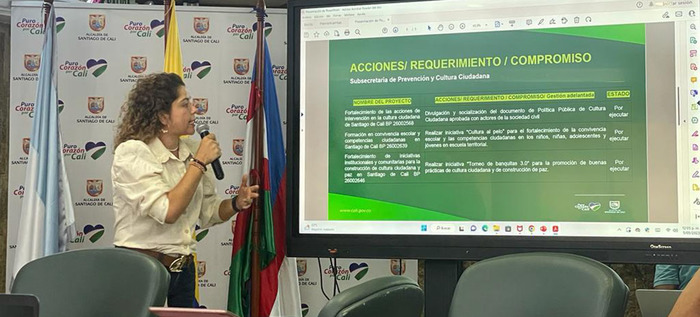 Alcald&iacute;a define estrategia de Seguridad y Paz para la comuna 15