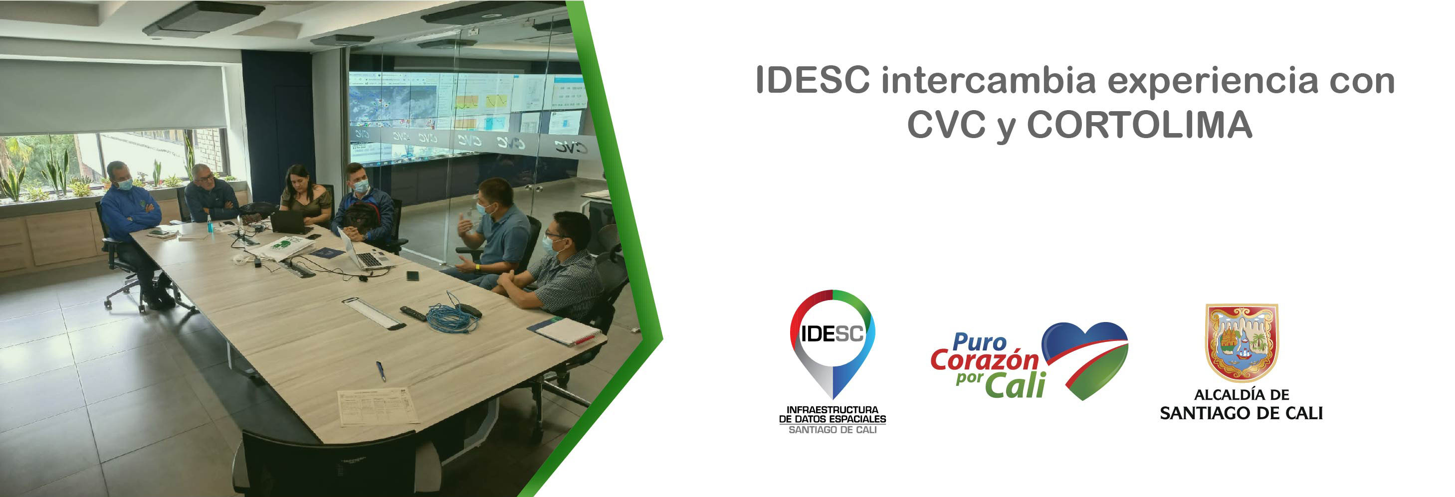 Pieza gráfica que contiene una fotografía tomada en las instalaciones de la CVC donde se encuentran los participantes de las distintas instituciones y en la parte inferior derecha los logos institucionales.