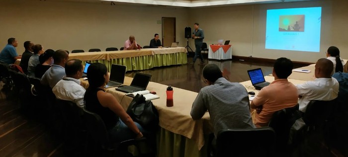 Panel de expertos del 2° Foro IDESC.