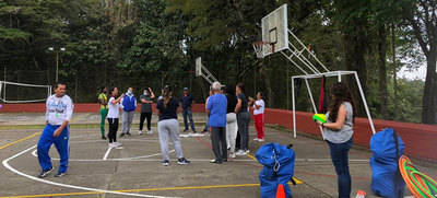 De las canchas a las aulas con Juego Limpio