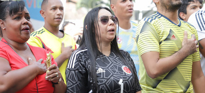 Familiares de las jugadoras y los hinchas disfrutaron de la final del Mundial Femenino, en pantalla gigante