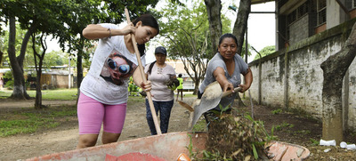 Vida y color, apuestas de los habitantes del barrio Olaya Herrera