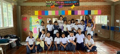 Alumnos del Gimnasio Marco Fidel Su&aacute;rez recibieron capacitaci&oacute;n para prevenir el reclutamiento