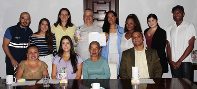 Reconocimiento a voluntarios biling&uuml;es por su aporte en el &lsquo;Encuentro Mundial de las Culturas Populares&rsquo;
