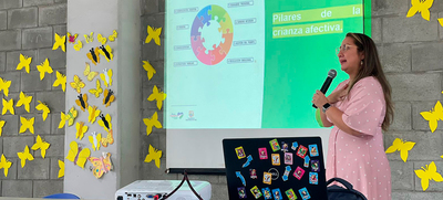 Escuela de Padres brinda pautas para la crianza responsable