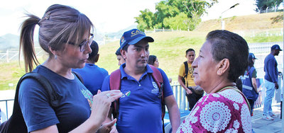 La Feria de Servicios y Empleabilidad de la Alcald&iacute;a de Cali lleg&oacute; a la comuna 18