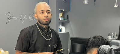 Barbero perfeccion&oacute; sus t&eacute;cnicas gracias a Todas y Todos a Estudiar