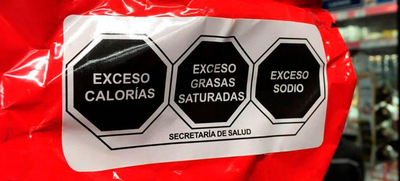 Conozca qu&eacute; significan los sellos de advertencia en alimentos empaquetados