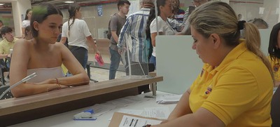 Inici&oacute; proceso de verificaci&oacute;n de documentos de beneficiarios de Todas y Todos a Estudiar Ingl&eacute;s