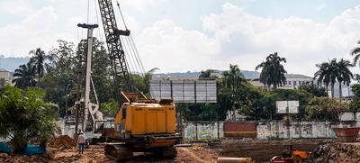 Obreros y maquinaria avanzan en la construcci&oacute;n del Parque Tecnol&oacute;gico de Innovaci&oacute;n San Fernando