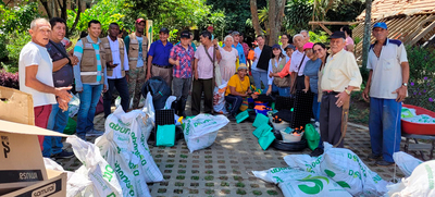 Contin&uacute;a entrega de insumos y materiales a huertas comunitarias de Cali