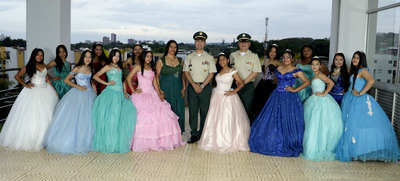 A 15 quincea&ntilde;eras vulnerables les celebraron su cumplea&ntilde;os, por todo lo alto