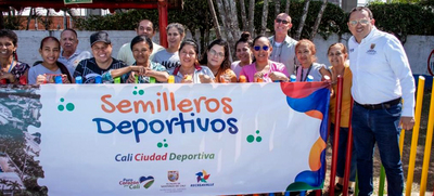 Masivo programa de nataci&oacute;n proyecta la formaci&oacute;n de m&aacute;s de 1000 ni&ntilde;os en los barrios de Cali