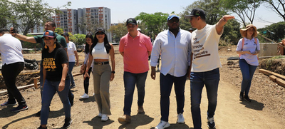 Exploran opciones de ubicaci&oacute;n del buque de la Armada Nacional en proyecto &lsquo;Parque Pac&iacute;fico&rsquo;