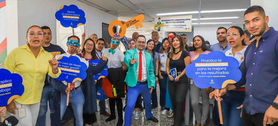 Con arte, alegr&iacute;a y premios inici&oacute; la campa&ntilde;a El Valor de Ser Buen Servidor P&uacute;blico
