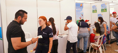 Con brigadas financieras Desarrollo Econ&oacute;mico ofertar&aacute; servicios en el Petronio &Aacute;lvarez