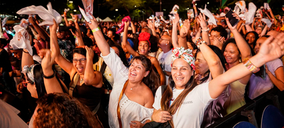 Cale&ntilde;os y turistas se gozaron la primera descarga musical en el &lsquo;Petronio &Aacute;lvarez&rsquo;
