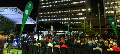 El IPC llen&oacute; de arte, m&uacute;sica y emprendimientos la Plazoleta Jairo Varela