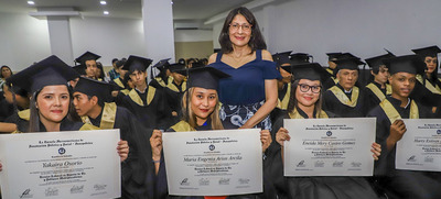 150 habitantes de las comunas 1, 15 y 19 se graduaron de t&eacute;cnicos laborales