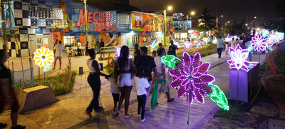 El Alumbrado del Bulevar de Oriente, un regalo de Puro Coraz&oacute;n