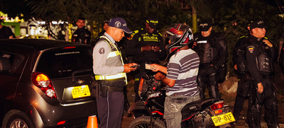 Con nuevo decreto, la Alcald&iacute;a de Cali proh&iacute;be la circulaci&oacute;n de motocicletas con parrillero hombre