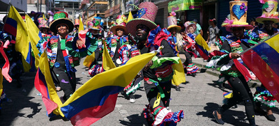 &iexcl;Cuota art&iacute;stica cale&ntilde;a brilla en carnavales nacionales!