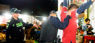 Alcald&iacute;a de Santiago de Cali y Polic&iacute;a Metropolitana lideran operativo contra la extorsi&oacute;n y el hurto en la galer&iacute;a de Santa Elena