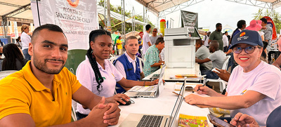 Servicios tributarios formaron parte de la oferta institucional en la  Comuna 15 de Cali