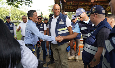 Iniciaron en Cali las pruebas t&eacute;cnicas de conducci&oacute;n con 435 aspirantes a las vacantes de agentes de tr&aacute;nsito