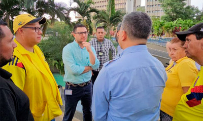 Alcald&iacute;a de Cali logra acuerdo con taxistas y se restablece la movilidad  en la avenida 2 Norte