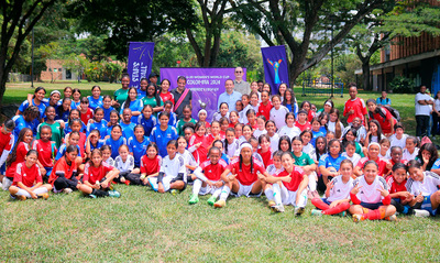 Festival Jugamos Juntas, una exitosa jornada de formaci&oacute;n de f&uacute;tbol femenino
