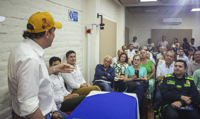Trabajar de la mano con la administraci&oacute;n del alcalde Eder  es el compromiso de la comuna 22