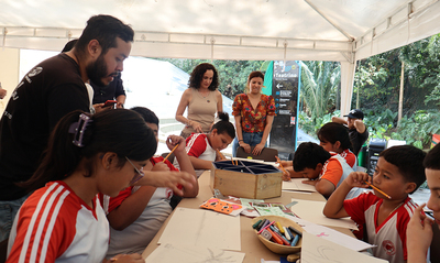 Ni&ntilde;os artistas avanzan en la construcci&oacute;n de obras para la COP16
