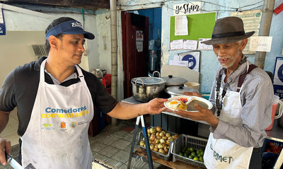 Amor y servicio: la Misi&oacute;n de Leonardo P&eacute;rez Ortiz con su comedor comunitario en el barrio San Pascual