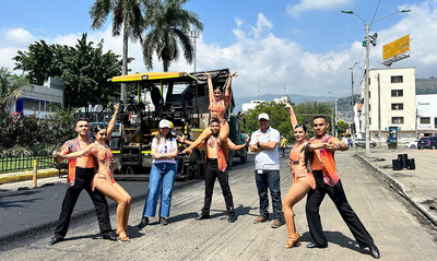 A ritmo de salsa se celebran los avances en recuperaci&oacute;n de la malla vial