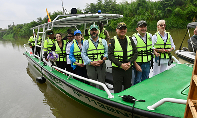 Alcald&iacute;a de Cali y Polic&iacute;a Metropolitana inician patrullajes en el r&iacute;o Cauca para proteger a los cale&ntilde;os y los recursos naturales