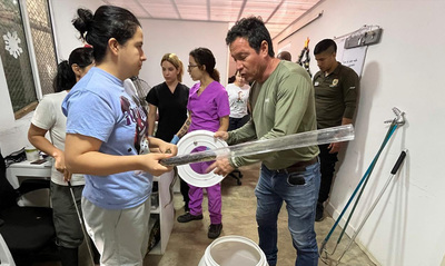 El Dagma rescata una serpiente talla X o mapan&aacute; en El Topacio