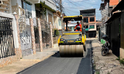 Alcald&iacute;a de Alejandro Eder paviment&oacute; hist&oacute;rica calle de herradura en el barrio La Fortaleza y transform&oacute; la vida de sus vecinos