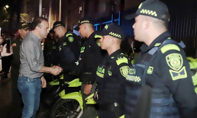 Hasta la madrugada, alcalde Eder verific&oacute; el plan Parques Seguros